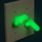 Glow In The Dark Snap-On Peckers